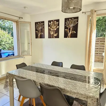 Grande Maison De 90 M2 A 25 Min De Lyon *